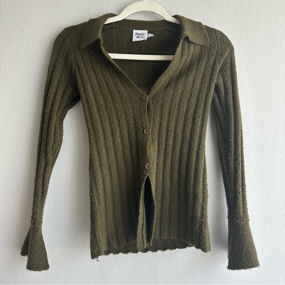 Princess Polly Ribbed Knit Cardigan w/ Slit Bell Sleeves in Olive Green - Picture 5 of 11